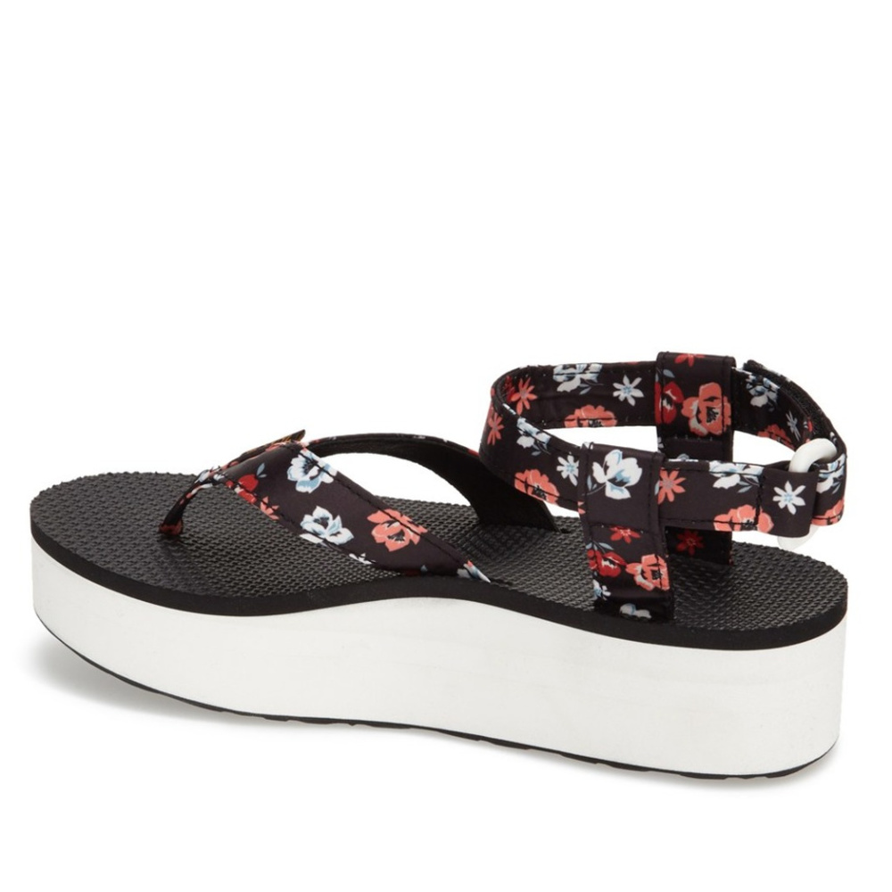 *1 Left - 9*Teva Floral Flatform Thong Sandal - Picture 2 of 6